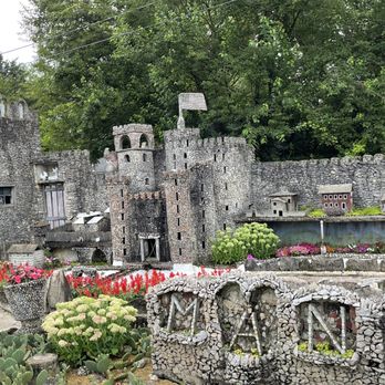 Hartman Rock Garden - Parks Near Me - Springfield, Ohio