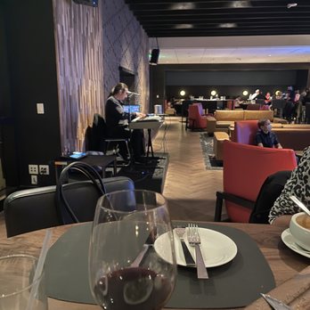 Double Cut - Evening Entertainment - Steakhouses Near Me - Round Rock, Texas