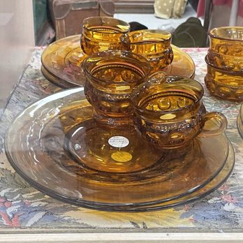 Junkee Clothing Exchange - Vintage glassware - Used, Vintage & Consignment Near Me - Reno, Nevada