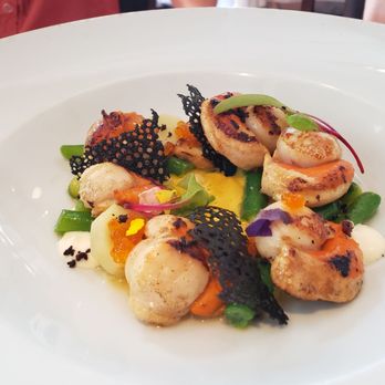 Roux - Scallops - Signature Cuisine Near Me - Buenos Aires, C