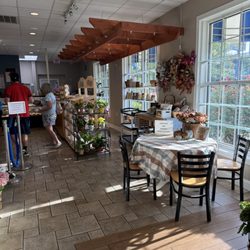 Strossner's Bakery & Cafe
