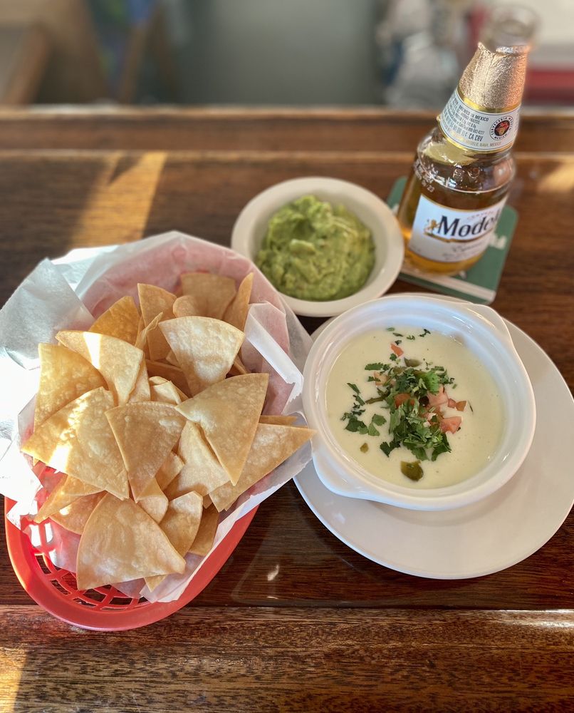 TONY’S TOP CAT BAR & GRILL Updated September 2024 27 Photos & 31