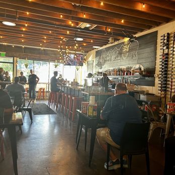 Dopo Pizza & Pasta - Bar and table for restaurant nice and comfortable - Pizza Near Me - Reno, Nevada Dopo Pizza & Pasta - Bar and table for restaurant nice and comfortable - Pizza Near Me - Reno, Nevada