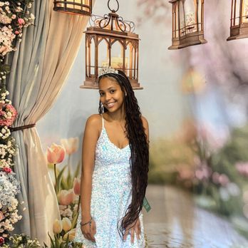 Conceptos Photo Studio & Selfieroom - Videographers Near Me - Lennox, California Conceptos Photo Studio & Selfieroom - Videographers Near Me - Lennox, California