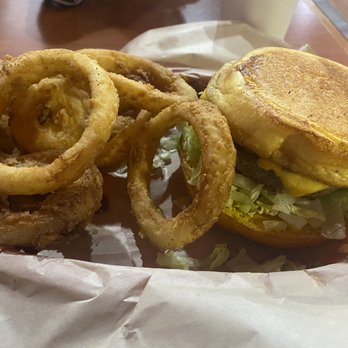 Jax Burgers - Bacon Cheeseburger and onion rings - Burgers Near Me - San Marcos, Texas