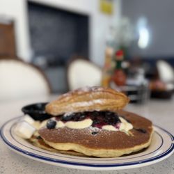 Bruncheon Las Colinas - Blueberry Cheesecake Pancakes