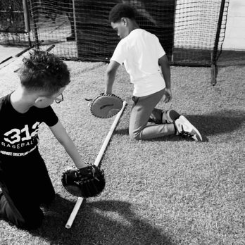 312 Baseball Lab - Back hand drills - Batting Cages Near Me - Chicago, Illinois