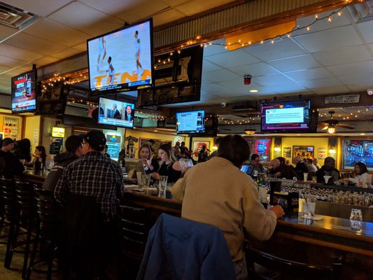 Jt S Porch Saloon Eatery 665 W Roosevelt Rd Lombard Il Chicken Dinners Mapquest