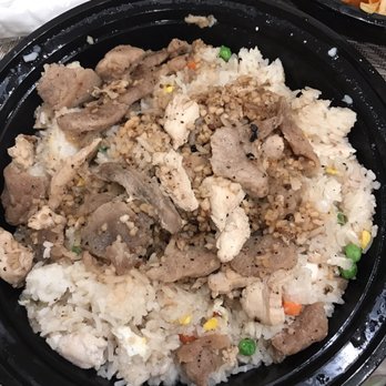 Melanee Thai - "Fried" rice. Not fried. Meat looks like it was old and frozen - Thai Near Me - Los Angeles, California