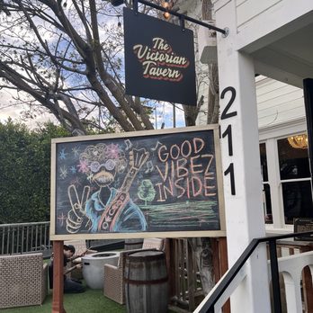The Victorian Tavern - Breakfast & Brunch Near Me - Ventura, California The Victorian Tavern - Breakfast & Brunch Near Me - Ventura, California