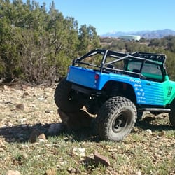 High Desert Hobbies - Axial Scx10 G6 falken edition..... Thanks High Desert Hobbies