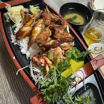 Sushi Momoyama - Unagi Donburi - Sushi Bars Near Me - Concord, California Sushi Momoyama - Unagi Donburi - Sushi Bars Near Me - Concord, California