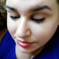 Centro Integral de Belleza Mar de Lou - Eyebrows.