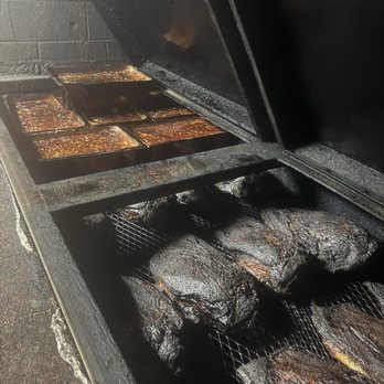 Central Texas Bar-B-Q - Lots of meat and beans smoked on this pit the last 37 years. - Barbeque Near Me - Houston, Texas Central Texas Bar-B-Q - Lots of meat and beans smoked on this pit the last 37 years. - Barbeque Near Me - Houston, Texas