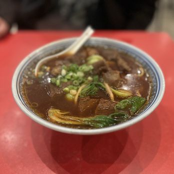 Noodles Fresh - Taiwan beef 臺灣牛肉麵 - Ramen wheat noodle with cubed beef shank, baby bok choy, pickled mustard, & scallion - Chinese Near Me - Berkeley, California Noodles Fresh - Taiwan beef 臺灣牛肉麵 - Ramen wheat noodle with cubed beef shank, baby bok choy, pickled mustard, & scallion - Chinese Near Me - Berkeley, California