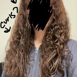 El Arca Beauty Salon - After she washed her hair