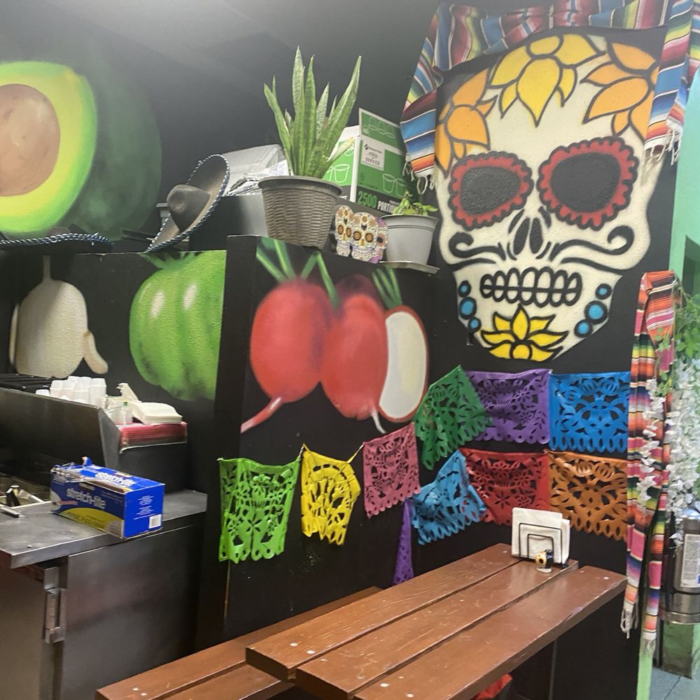 Taco Holix - If you wanted to sit, this was it - Tacos Near Me - Calexico, California Taco Holix - If you wanted to sit, this was it - Tacos Near Me - Calexico, California