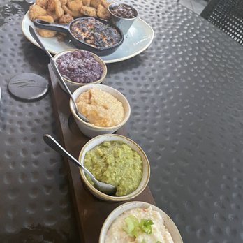 Grace & Grit - Grit flight and fried green tomatoes - Southern Near Me - Mount Pleasant, South Carolina