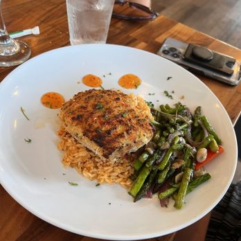 Pier 16 - Crab topped Mahi Mahi - Cocktail Bars Near Me - Tybee Island, Georgia Pier 16 - Crab topped Mahi Mahi - Cocktail Bars Near Me - Tybee Island, Georgia
