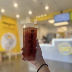 Happy Lemon - 9/10 strawberry lemon green tea. Super refreshing, and perfect sweetness