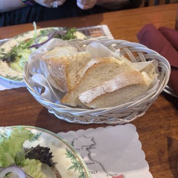 Sal's by Victor - Bread - Italian Near Me - Williamsburg, Virginia