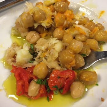 Time Out Market - Cod fish with garbanzo beans - Public Markets Near Me - Lisbon, 11
