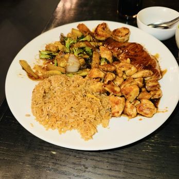 Kon Asian Bistro - Chicken & Salmon - Asian Fusion Near Me - Portland, Maine Kon Asian Bistro - Chicken & Salmon - Asian Fusion Near Me - Portland, Maine