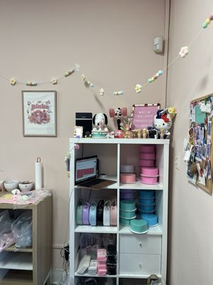 Pinku DIY Studio by null