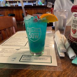 Green Kayak Grille & Pub