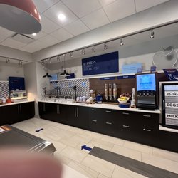 Holiday Inn Express & Suites Dalton - Market St - Free breakfast buffet