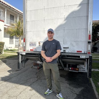 EZ Moving - Pavlo - Movers Near Me - San Diego, California