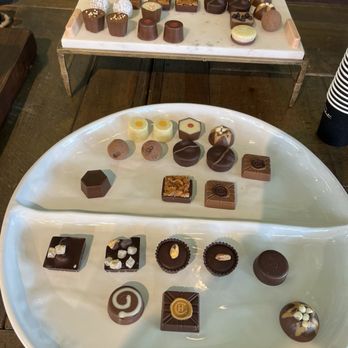 Hotel Chocolat - Chocolate samples - Chocolatiers & Shops Near Me - Chicago, Illinois