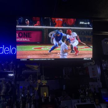 Cali sports Bar - Sports Bars Near Me - Downey, California