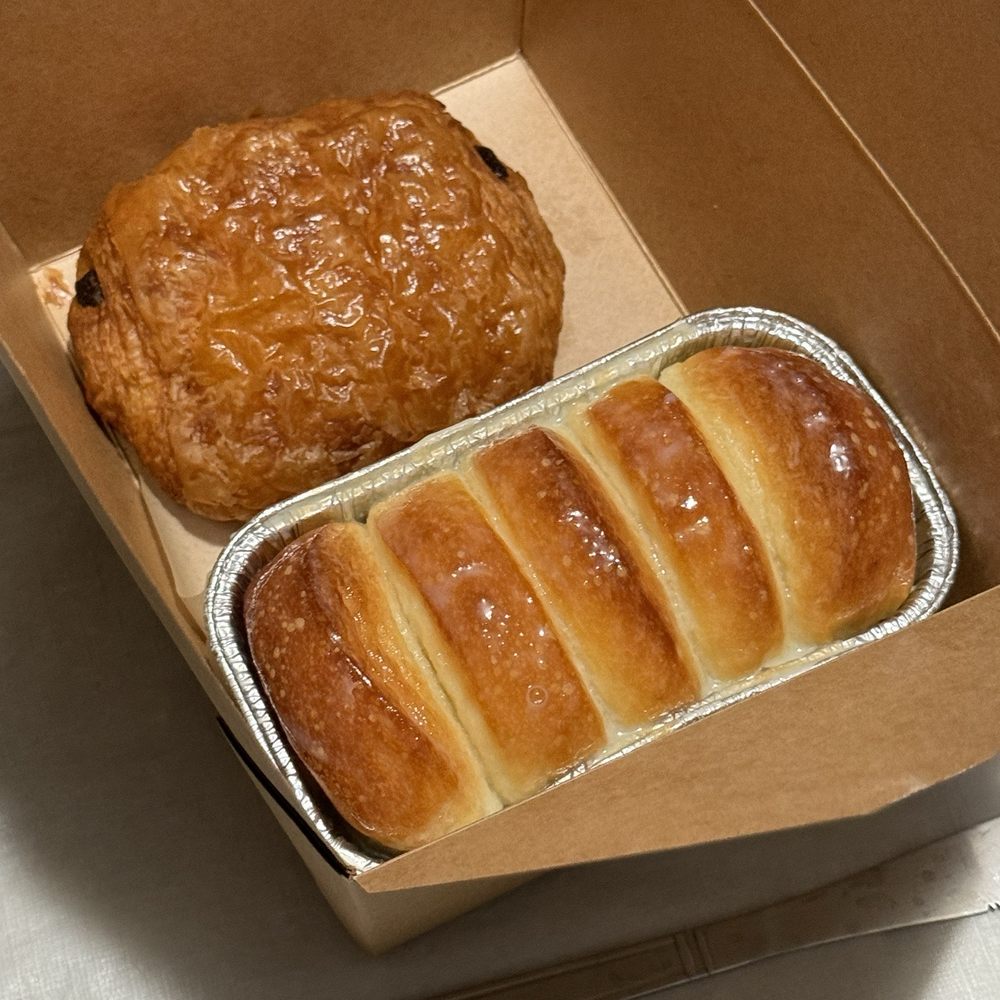 Paris Baguette - sweet bread - Coffee & Tea Near Me - West Covina, California Paris Baguette - sweet bread - Coffee & Tea Near Me - West Covina, California