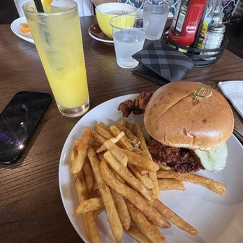 Good Lookin' - Fried chicken sandwich - Breakfast & Brunch Near Me - Omaha, Nebraska Good Lookin' - Fried chicken sandwich - Breakfast & Brunch Near Me - Omaha, Nebraska