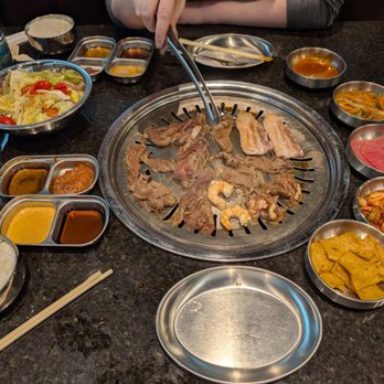 Mr Kimchi - Randhurst - Korean Near Me - Mount Prospect, Illinois