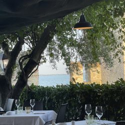 Il Grifone - A beautiful view, with the trees you appear to be outside, you have great views, and yet you are indoors