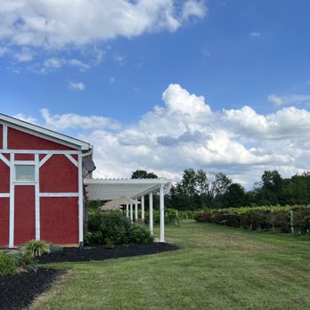 Coda Rossa Winery - a red barn with white trim - Wineries Near Me - Franklin, New Jersey Coda Rossa Winery - a red barn with white trim - Wineries Near Me - Franklin, New Jersey