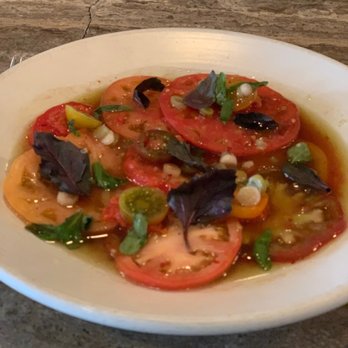Fausto - Heirloom tomatoes - Italian Near Me - Brooklyn, New York