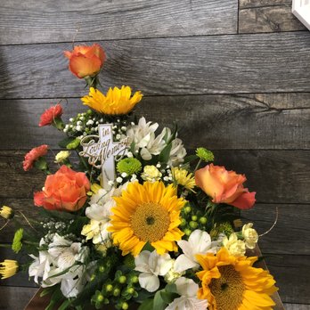Michelle'S Creative Designs - Floral Designers Near Me - Houma, Louisiana