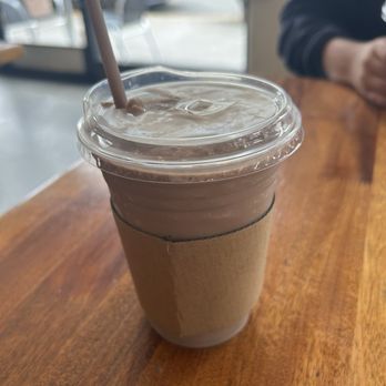 Yali's Oxford Street Cafe - Chocolate Banana Smoothie - Cafes Near Me - Berkeley, California Yali's Oxford Street Cafe - Chocolate Banana Smoothie - Cafes Near Me - Berkeley, California
