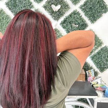 Divine hair by Armineh - Back view of highlights - Hair Stylists Near Me - Burbank, California Divine hair by Armineh - Back view of highlights - Hair Stylists Near Me - Burbank, California