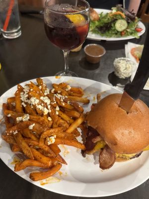 319 Broderick by null