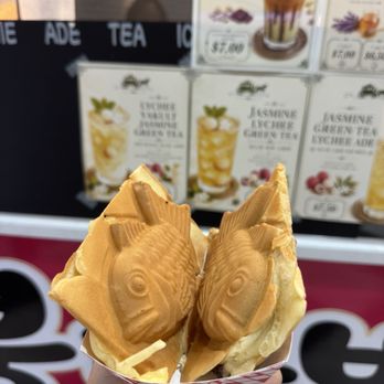 Bung Da Bang - Red bean and custard - Desserts Near Me - Annandale, Virginia Bung Da Bang - Red bean and custard - Desserts Near Me - Annandale, Virginia