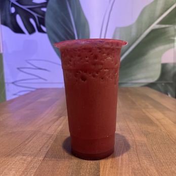 Mia & More - Dragonfruit Sugarcane Drink - Juice Bars & Smoothies Near Me - Falls Church, Virginia