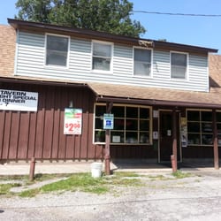 Vince's Tavern