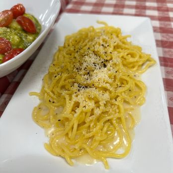 ARTIPASTA - Caccio e Pepe - Italian Near Me - Austin, Texas ARTIPASTA - Caccio e Pepe - Italian Near Me - Austin, Texas