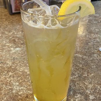 Mike's Pizzeria Italian Restaurant - Honey Bee Lemonade - the drink of my dreams! - Italian Near Me - Effort, Pennsylvania