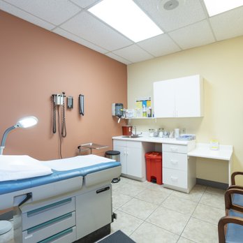 UrgentMed - Exam Room - Urgent Care Near Me - Davie, Florida UrgentMed - Exam Room - Urgent Care Near Me - Davie, Florida