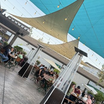 Hangar 24 Craft Brewing - Patio - Breweries Near Me - Riverside, California